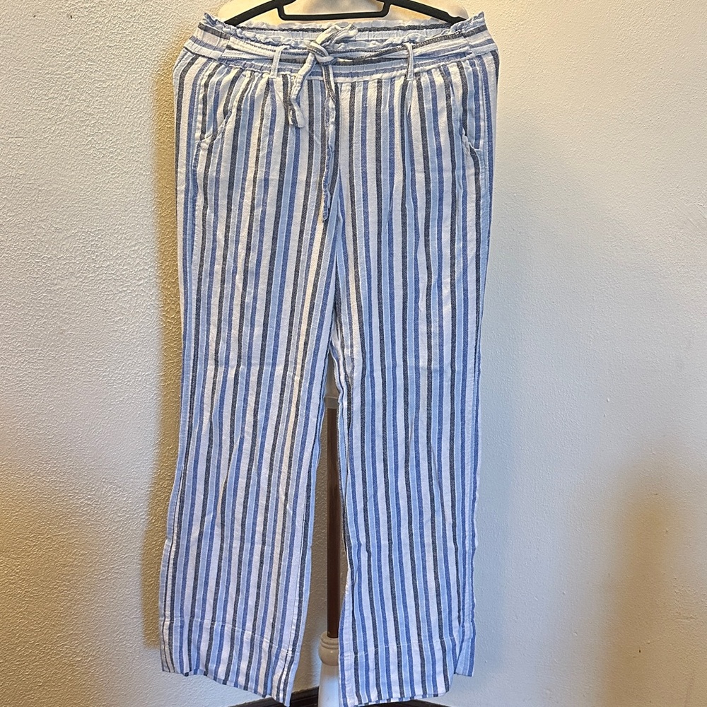 Jolt Blue and White Striped Women’s Pants Size M